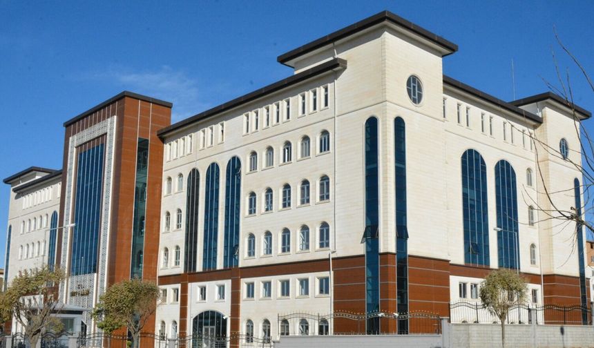 SİİRT’TE OKUL GÜVENLİĞİ EN ÜST SEVİYEYE ÇIKARILIYOR