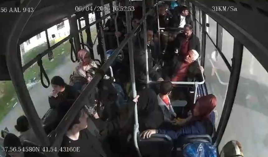 Siirt’te Zamanla Yarış: Şoför Fenalaşan Yolcuyu Hastaneye Ulaştırdı