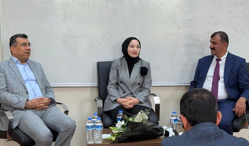 Vali Yardımcısı Rabia Naçar Çanakcıoğlu, Siyaset Bilimi Söyleşileri-II Etkinliğinin Konuğu Oldu