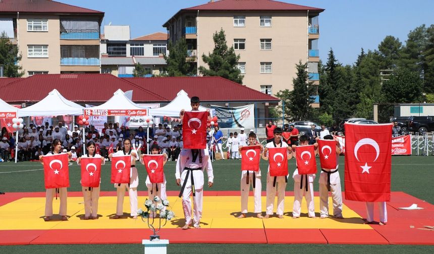 SİİRT’TE 19 MAYIS ATATÜRK’Ü ANMA, GENÇLİK VE SPOR BAYRAMI AÇIKLANDI