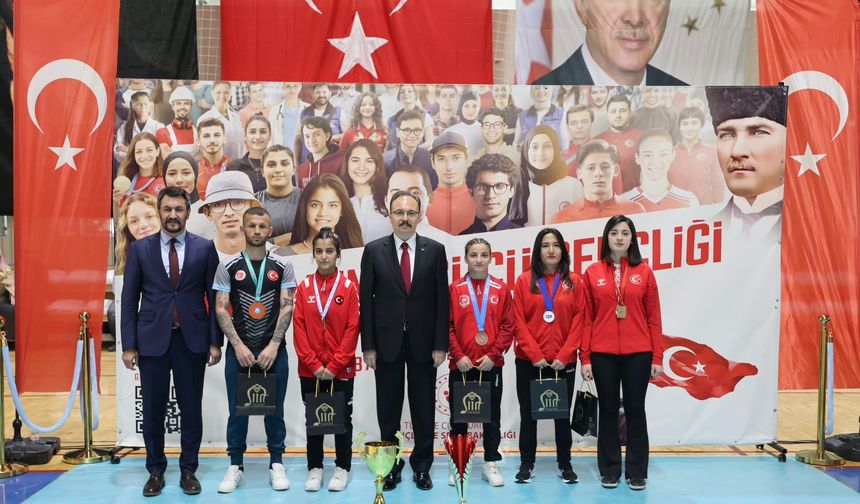 Siirt’te 19 Mayıs Bayram Coşkusu