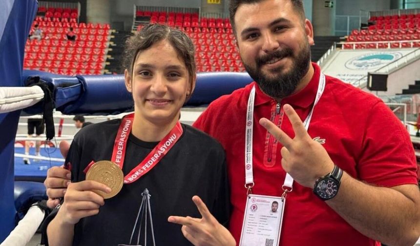 Hiranur Yıldız Türkiye Şampiyonu Oldu, Siirt’te Bir İlki Daha Başardı!