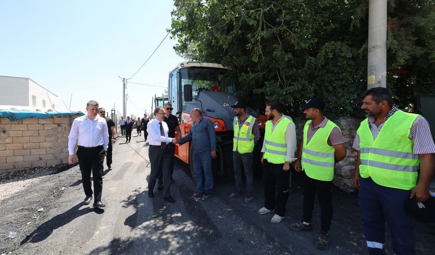 SİİRT KIRSALINDA ASFALT SEFERBERLİĞİ BAŞLADI!