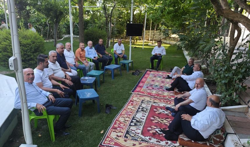 Atabağı Belediye Başkanı Tayyar Lale, Seyithan Solmaz ve Beraberindeki Heyeti Ağırladı