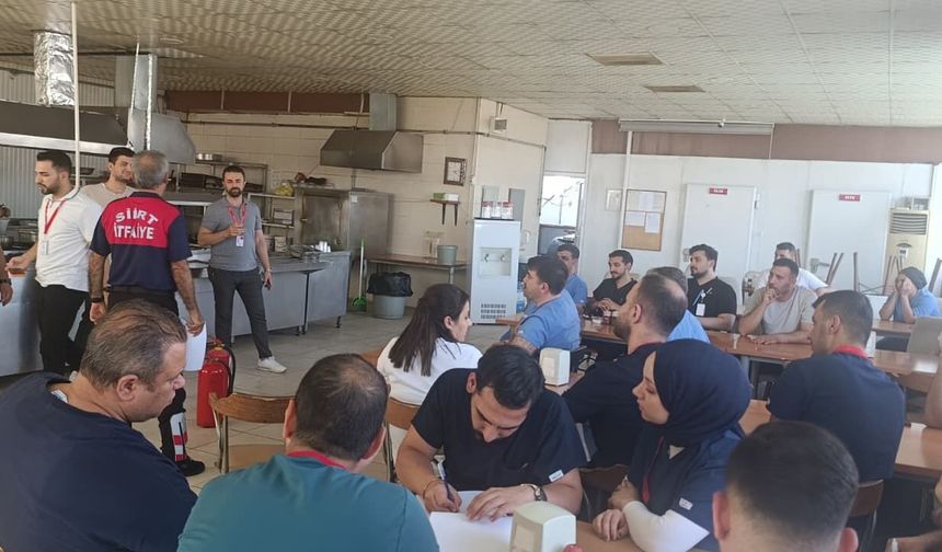 Özel Siirt Duru Hastanesinde Gerçeğini Aratmayan Yangın Tatbikatı:
