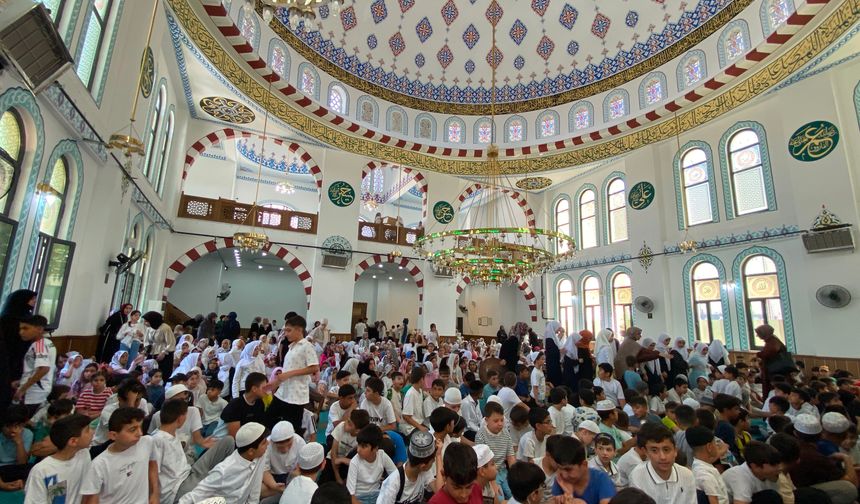 TÜGVA Yaz Okulu Öğrencileri Fethi Serin Camii'nde Buluştu