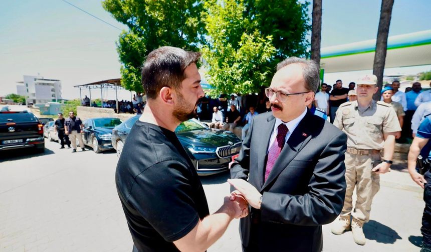 Vali Kızılkaya’dan Şirvan’da Merhum Belediye Başkanı Necat Cellek’in Ailesine Taziye Ziyareti