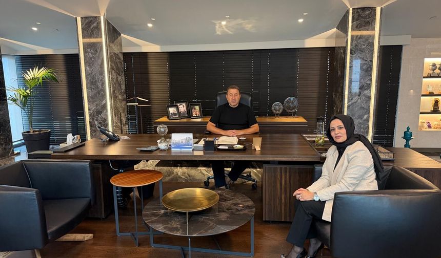 Siirt Tomurcuk Kadın Kooperatifi Başkanı Narin Oğuz Yardım’dan Güven Kuzu’ya Ziyaret