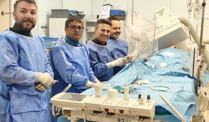 İstanbul’da Bypass Denildi, Siirt’te Stentle Sağlığına Kavuştu