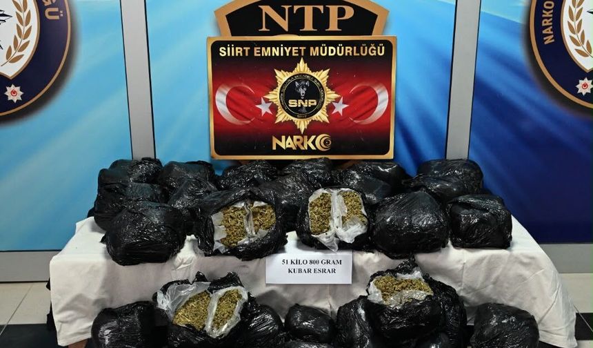 Siirt Emniyetinden Zehir Tacirlerine Ağır Darbe: 51 Kilo 800 Gram Esrar Ele Geçirildi