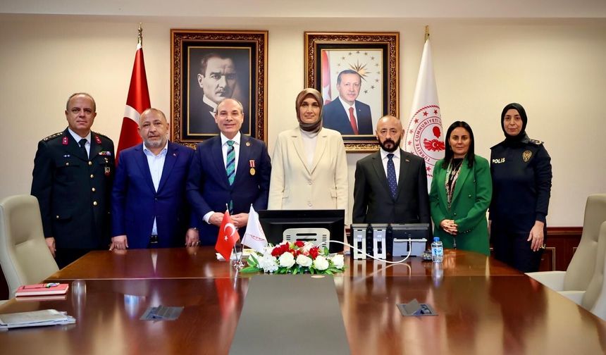 Seyithan Solmaz ve Beraberindeki Heyetten Bakan Yardımcısı Yiğitbaşı’na Ziyaret