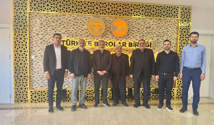 Siirt Gazeteciler Derneğinden Baro Başkanı Av.Muhammed Alptekin’e Hayırlı Olsun Ziyareti