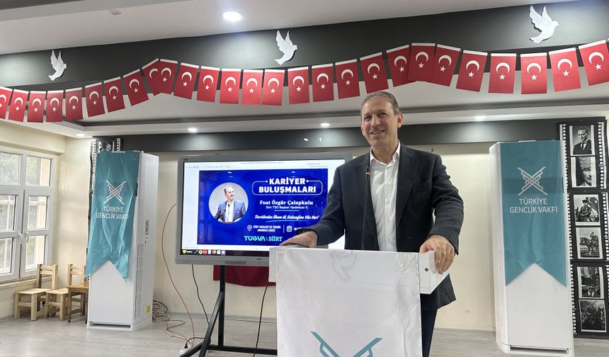 TÜGVA’NIN KARİYER BULUŞMALARI’NDA FUAT ÖZGÜR ÇALAPKULU ÖĞRENCİLERLE BULUŞTU
